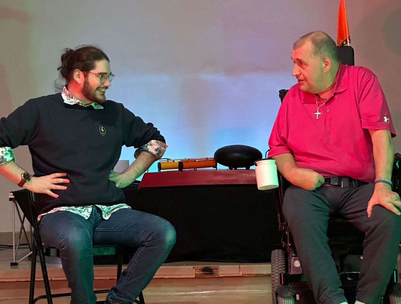 Séance d'improvisation entre artiste et résident